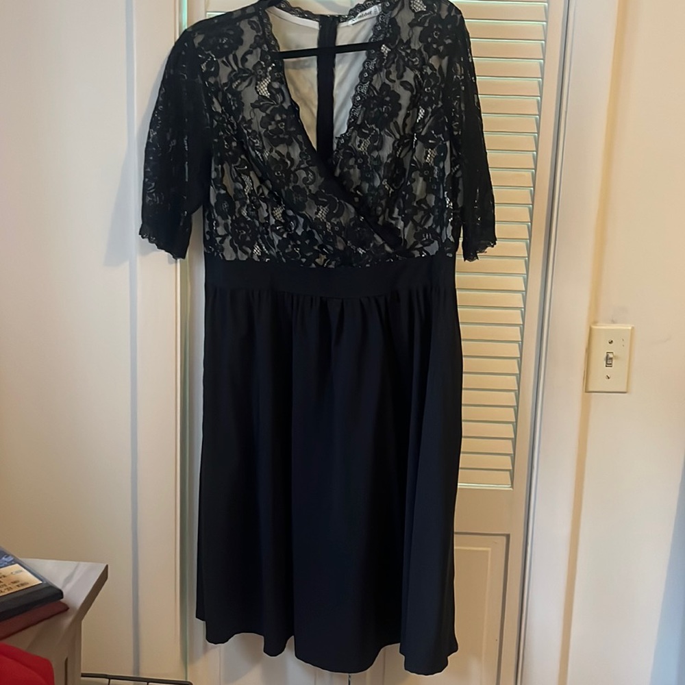 Semi formal black dress worn once